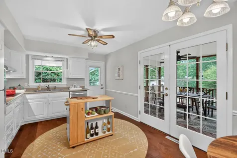 2007 Seneca Drive Raleigh NC 27604