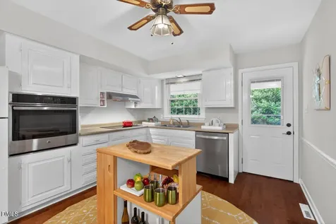 2007 Seneca Drive Raleigh NC 27604