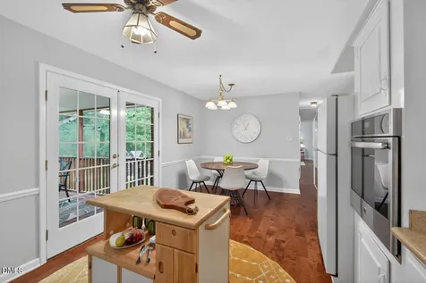 2007 Seneca Drive Raleigh NC 27604