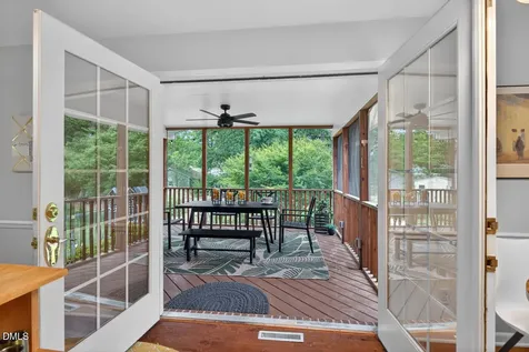 2007 Seneca Drive Raleigh NC 27604