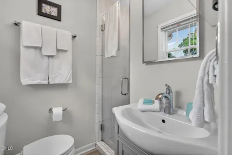 2007 Seneca Drive Raleigh NC 27604