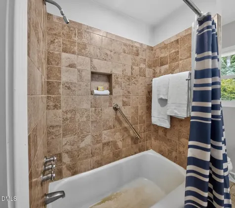 2007 Seneca Drive Raleigh NC 27604