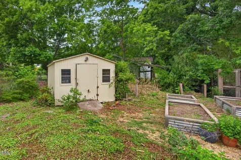 2007 Seneca Drive Raleigh NC 27604