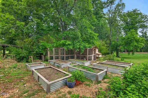 2007 Seneca Drive Raleigh NC 27604