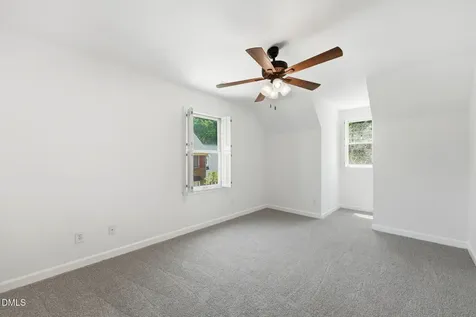 1121 Sherwood Drive Burlington NC 27215