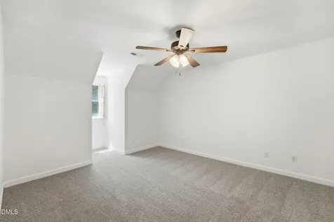 1121 Sherwood Drive Burlington NC 27215