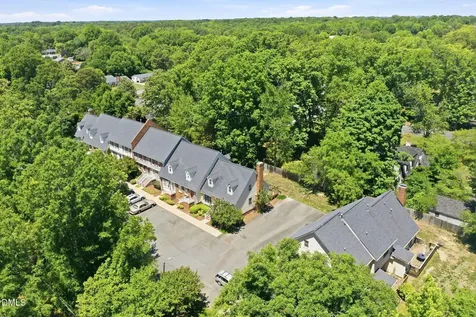 1121 Sherwood Drive Burlington NC 27215