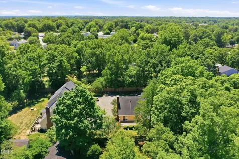 1121 Sherwood Drive Burlington NC 27215