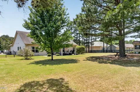 20 Deep Clay Circle Angier NC 27501