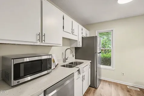 6509 English Oaks Drive Raleigh NC 27615