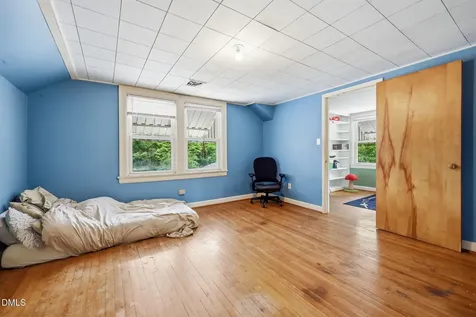 203 Vernon Street Broadway NC 27505