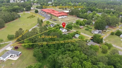 203 Vernon Street Broadway NC 27505