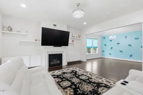 220 Leyton Lane Cary NC 27519