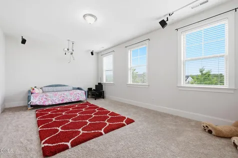 220 Leyton Lane Cary NC 27519