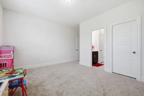 220 Leyton Lane Cary NC 27519