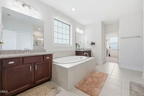 220 Leyton Lane Cary NC 27519