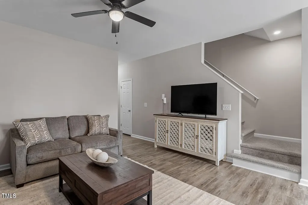 878 John Street Clayton NC 27520