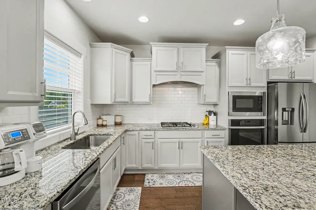 2420 Glade Mill Court Fuquay Varina NC 27526