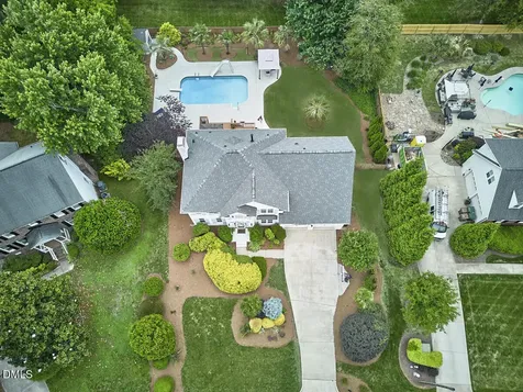 105 Weatherly Place Cary NC 27518