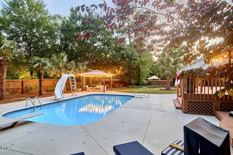 105 Weatherly Place Cary NC 27518
