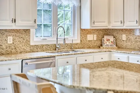 105 Weatherly Place Cary NC 27518