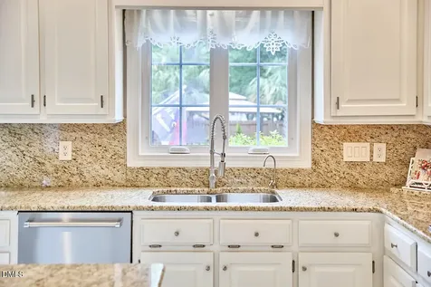 105 Weatherly Place Cary NC 27518