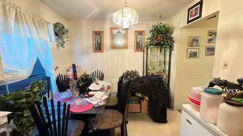 568 Glensford Drive Fayetteville NC 28314