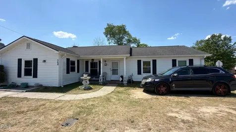 568 Glensford Drive Fayetteville NC 28314