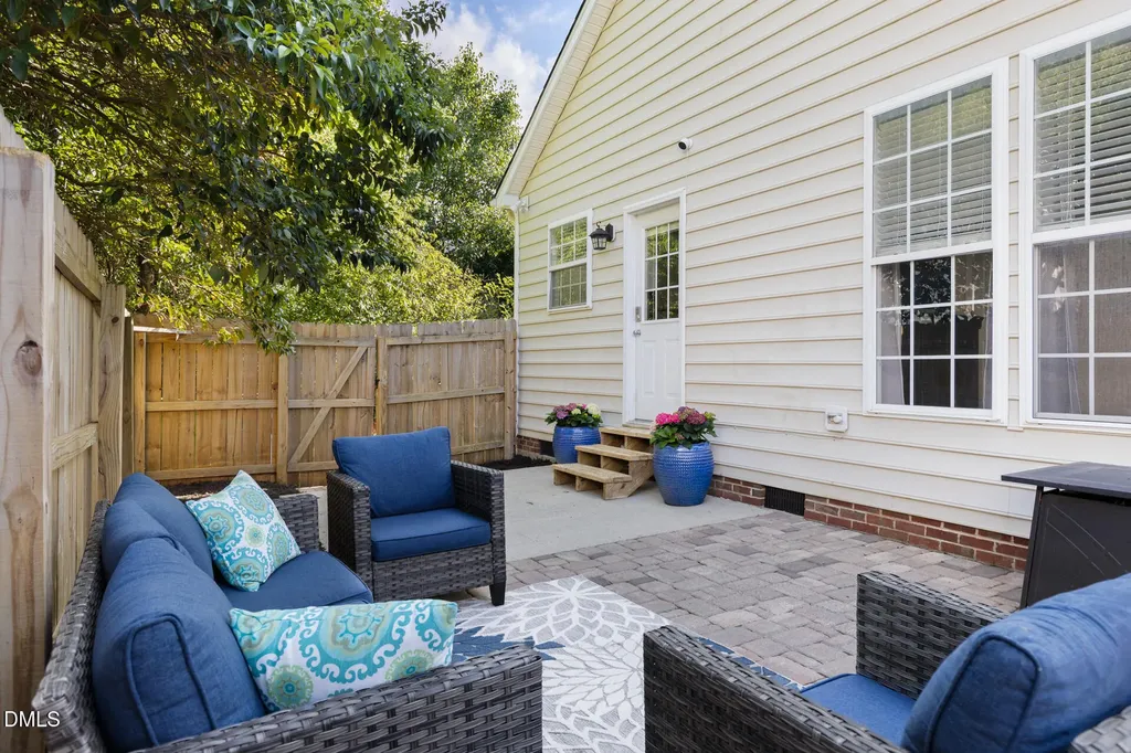 4917 Delta Lake Drive Raleigh NC 27612