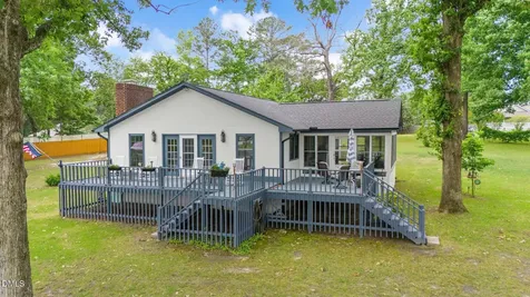 3007 Red Circle Willow Springs NC 27592