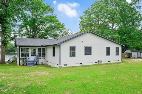3007 Red Circle Willow Springs NC 27592