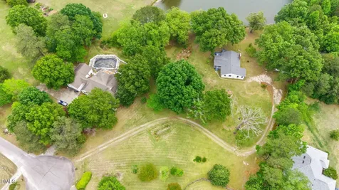 3007 Red Circle Willow Springs NC 27592