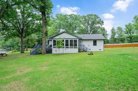 3007 Red Circle Willow Springs NC 27592