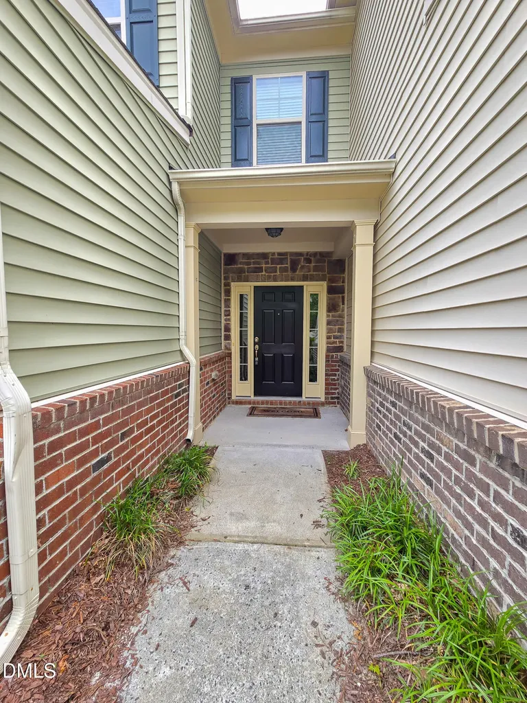 327 Scotlow Way Morrisville NC 27560