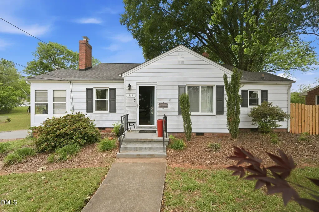 215 Home Avenue Graham NC 27253