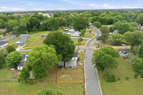 215 Home Avenue Graham NC 27253