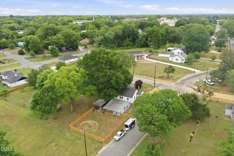 215 Home Avenue Graham NC 27253