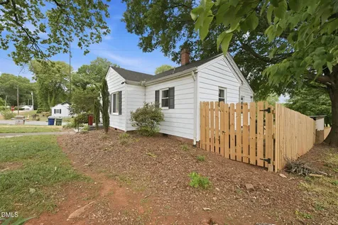 215 Home Avenue Graham NC 27253