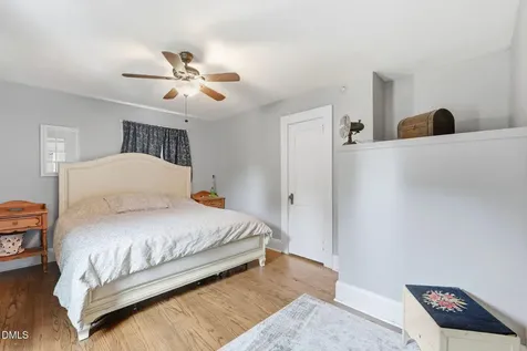 215 Home Avenue Graham NC 27253