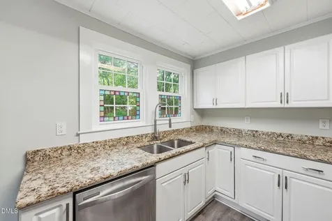 1627 Melody Lane Burlington NC 27215