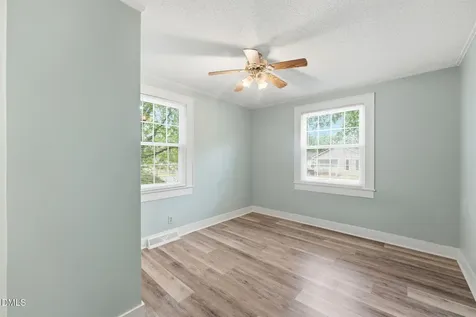 1627 Melody Lane Burlington NC 27215