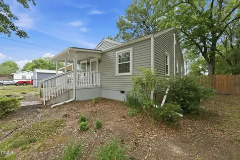 1627 Melody Lane Burlington NC 27215