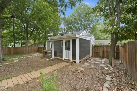 1627 Melody Lane Burlington NC 27215