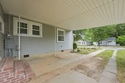 1627 Melody Lane Burlington NC 27215