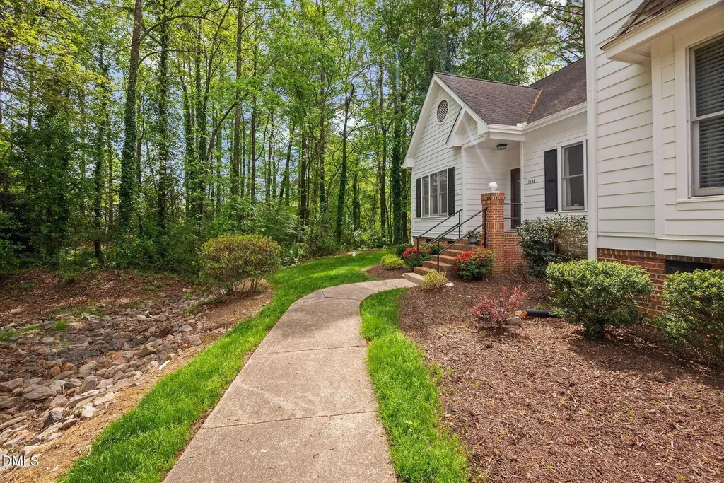 3838 Carnegie Lane Raleigh NC 27612