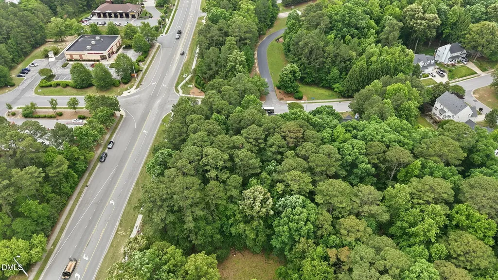 817 Oakhall Drive Holly Springs NC 27540