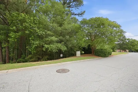 817 Oakhall Drive Holly Springs NC 27540