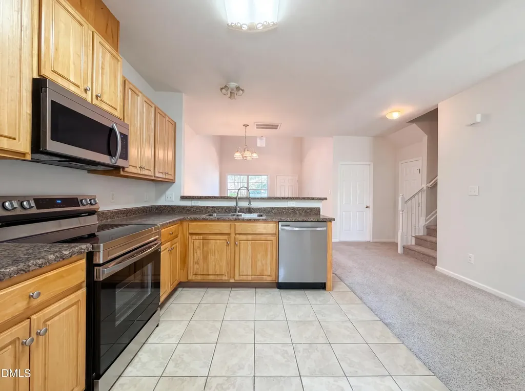 42 Sunnyview Lane Clayton NC 27520