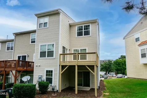 118 Wirks Worth Circle Apex NC 27502