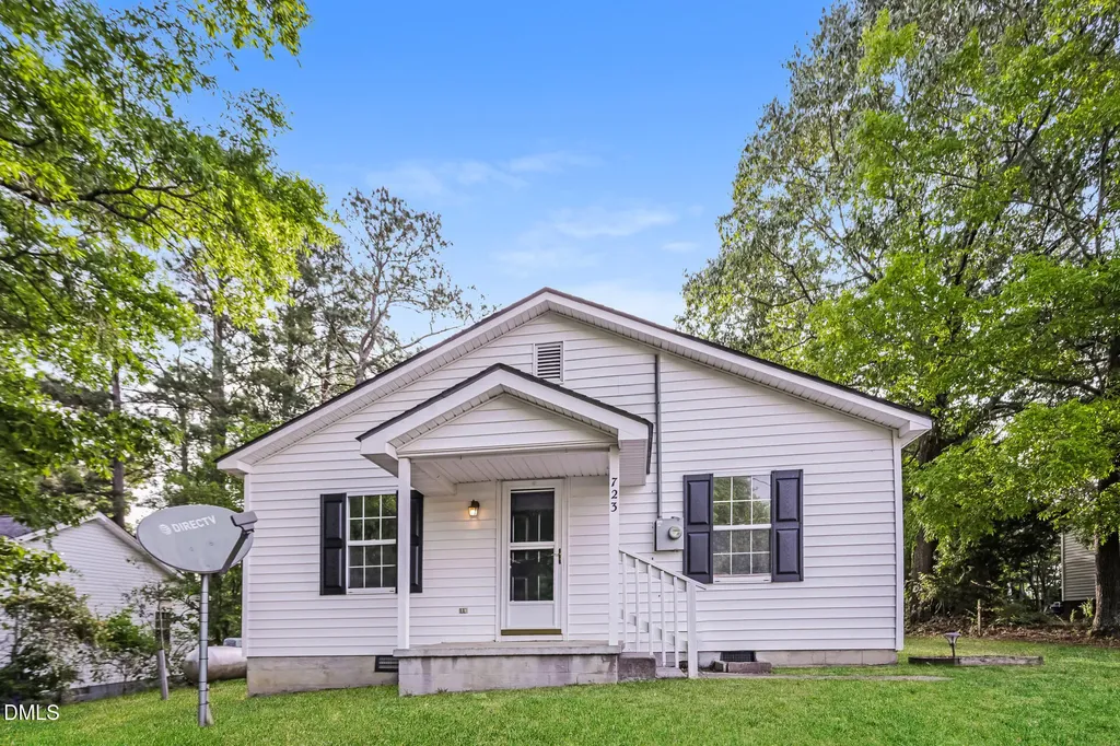 723 S Smith Street Nashville NC 27856